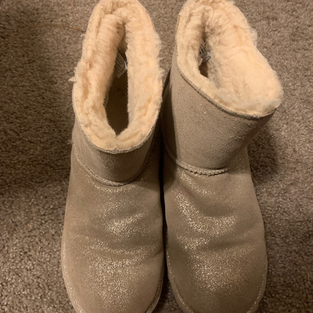 Bear Paw women’s 11 short boot